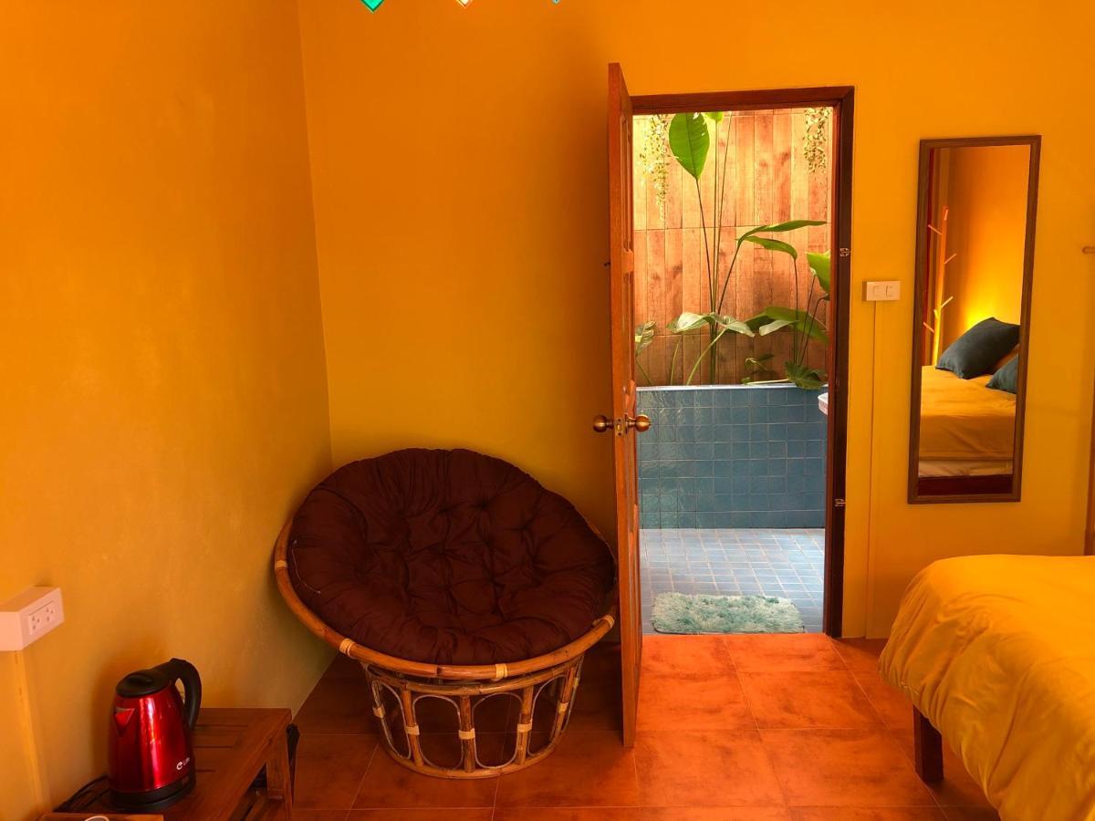One World Bungalows Koh Lanta Bagian luar foto