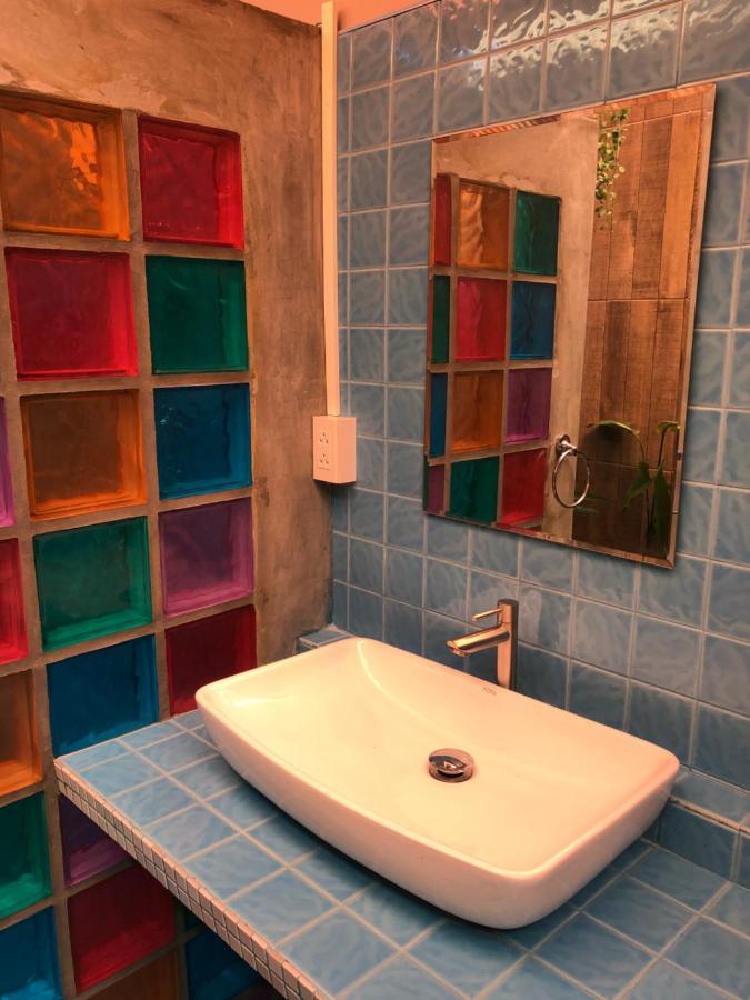 One World Bungalows Koh Lanta Bagian luar foto