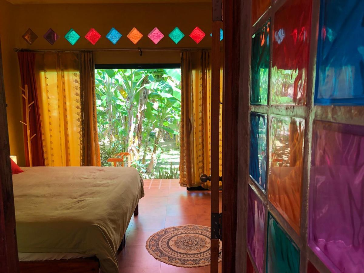One World Bungalows Koh Lanta Bagian luar foto